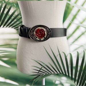 Women's Belt Buckle Size Small Medium Black with Rose Detailing Western Y2K